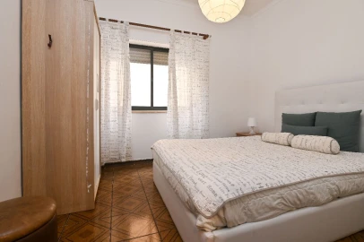 Moradia T3 para Venda em Queijas