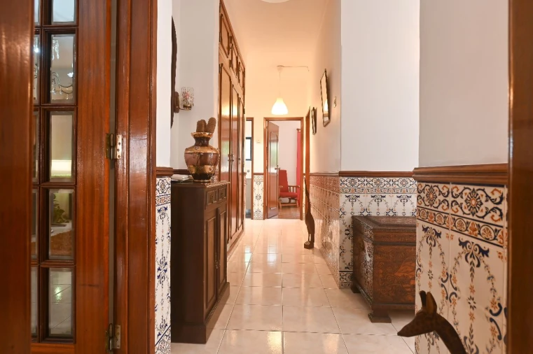 Moradia T3 para Venda em Queijas Foto 7