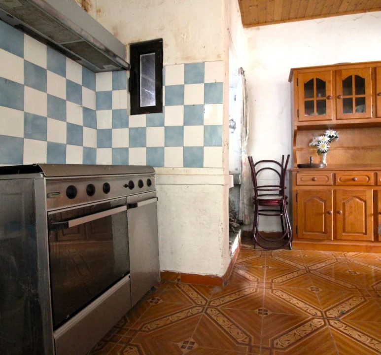 Moradia T3 para Venda em Achada do Folhadal Foto 5