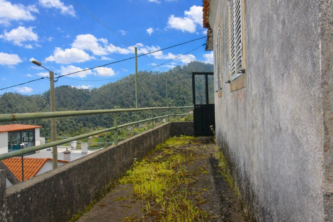 Moradia T3 para Venda em Achada do Folhadal Foto 17