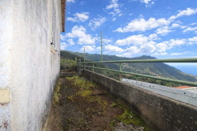 Moradia T3 para Venda em Achada do Folhadal Foto 12