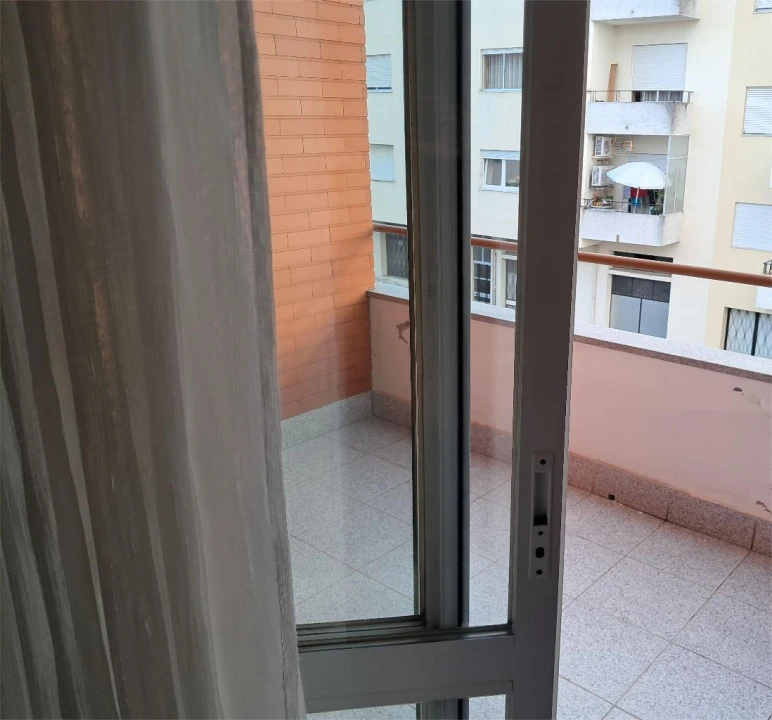 Apartamento T2 para Arrendamento em Mirandela Foto 14
