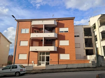 Apartamento T2 para Arrendamento em Mirandela