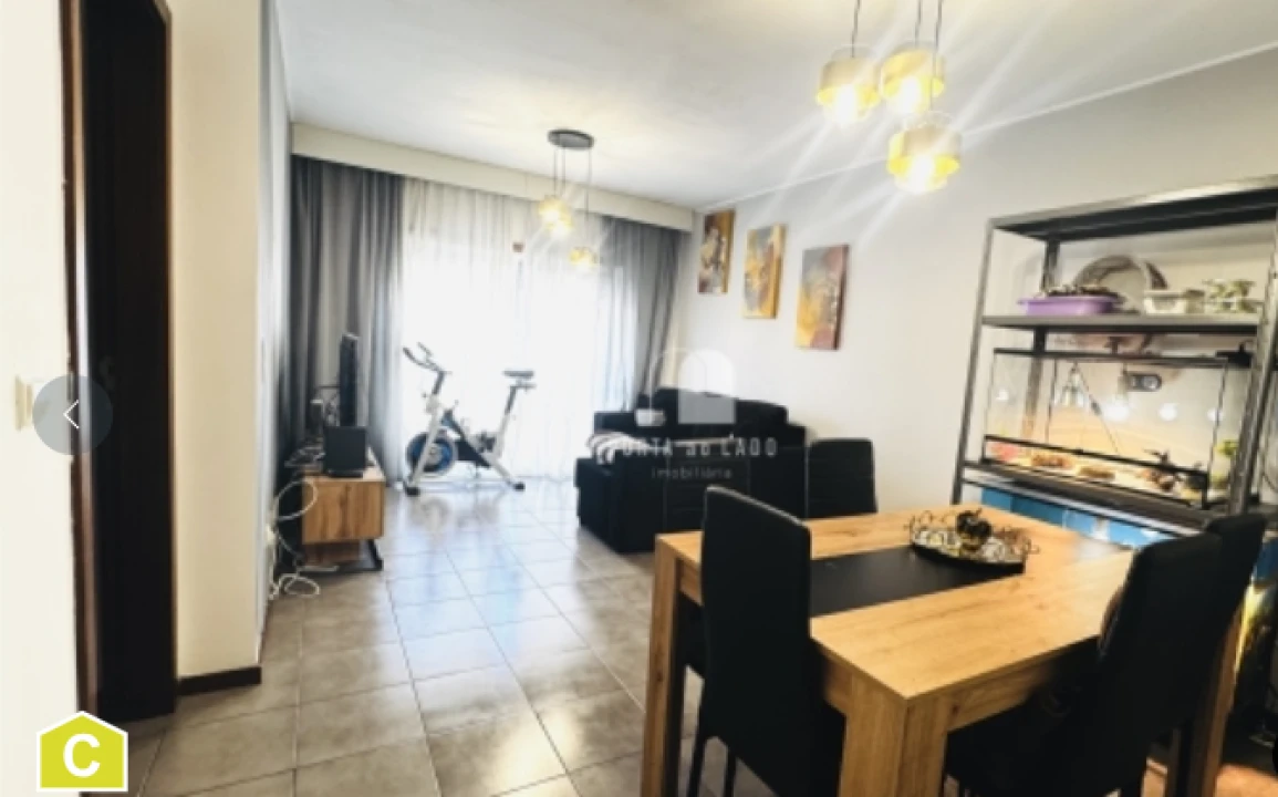 Apartamento T2 para Venda em Rio Tinto Foto 2