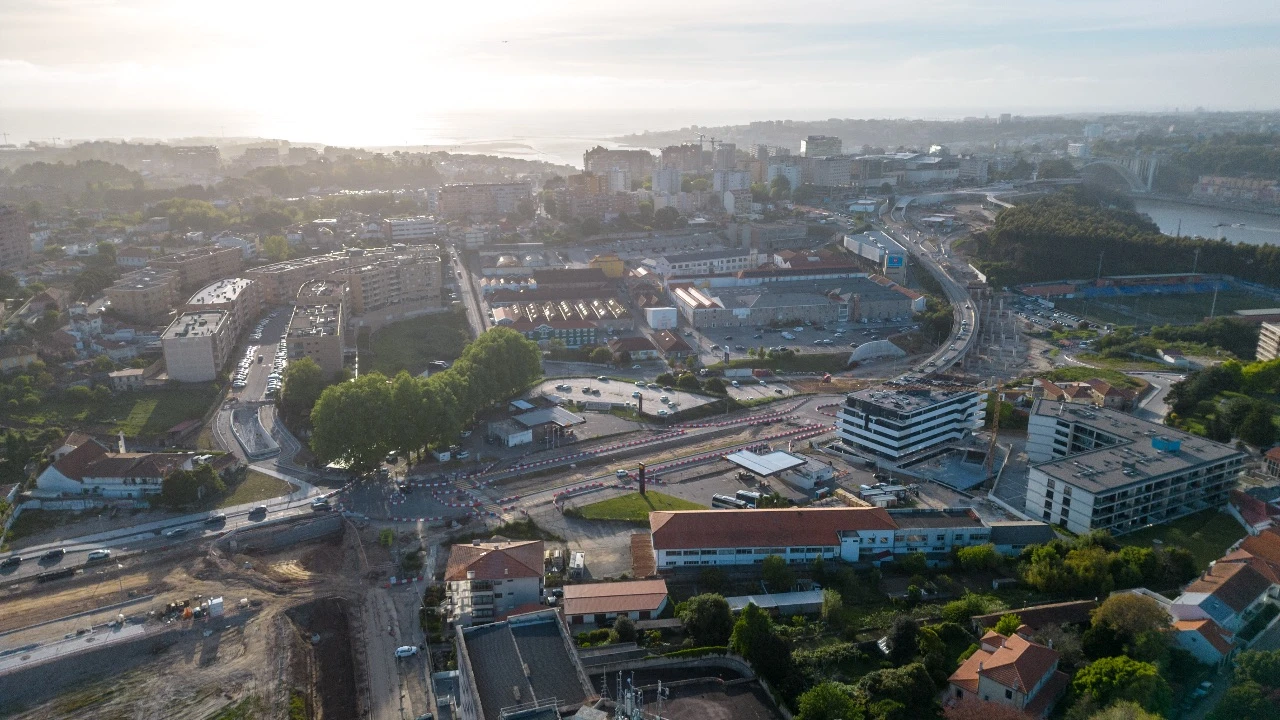 Apartamento T2 para Venda em Vila Nova de Gaia Foto 3