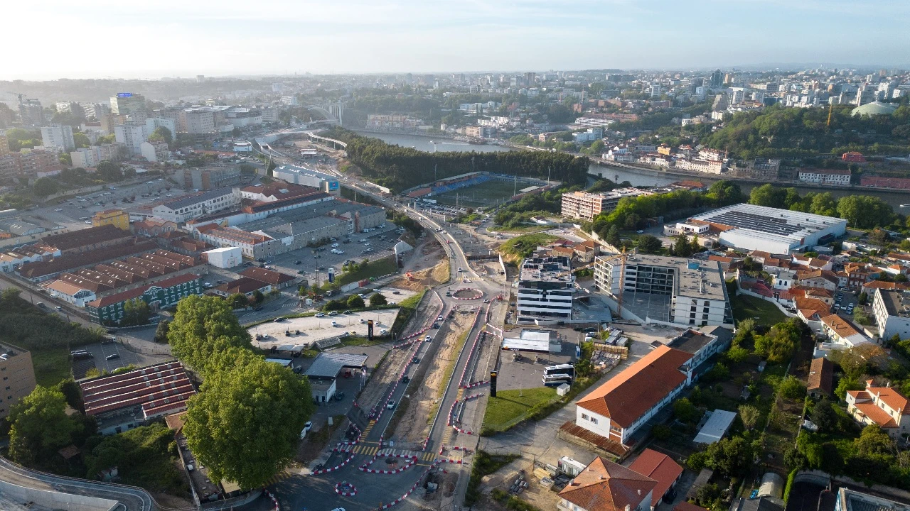 Apartamento T2 para Venda em Vila Nova de Gaia Foto 8