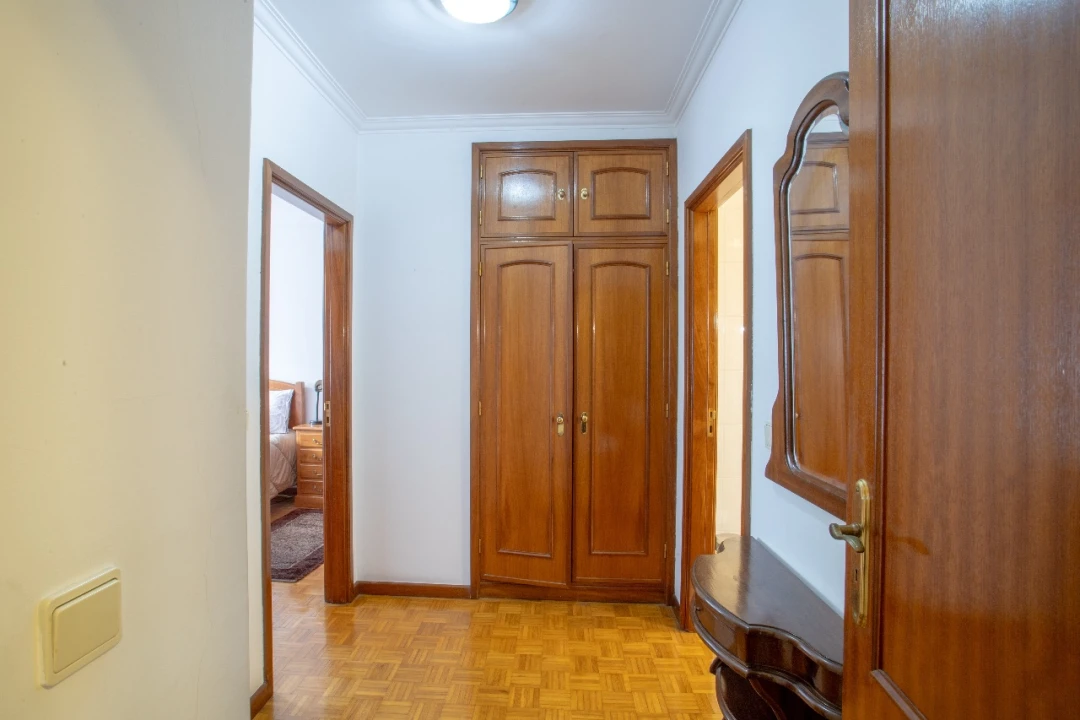 Apartamento T2 para Venda em Vila Nova de Gaia Foto 11