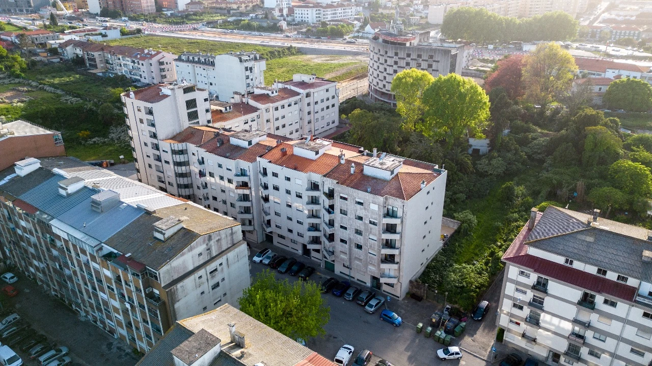 Apartamento T2 para Venda em Vila Nova de Gaia Foto 14