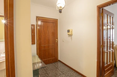 Apartamento T2 para Venda em Vila Nova de Gaia