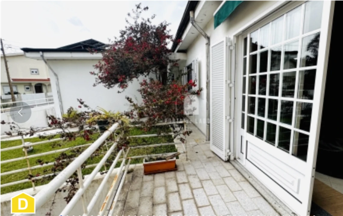 Moradia T3 para Venda em Perosinho Foto 3