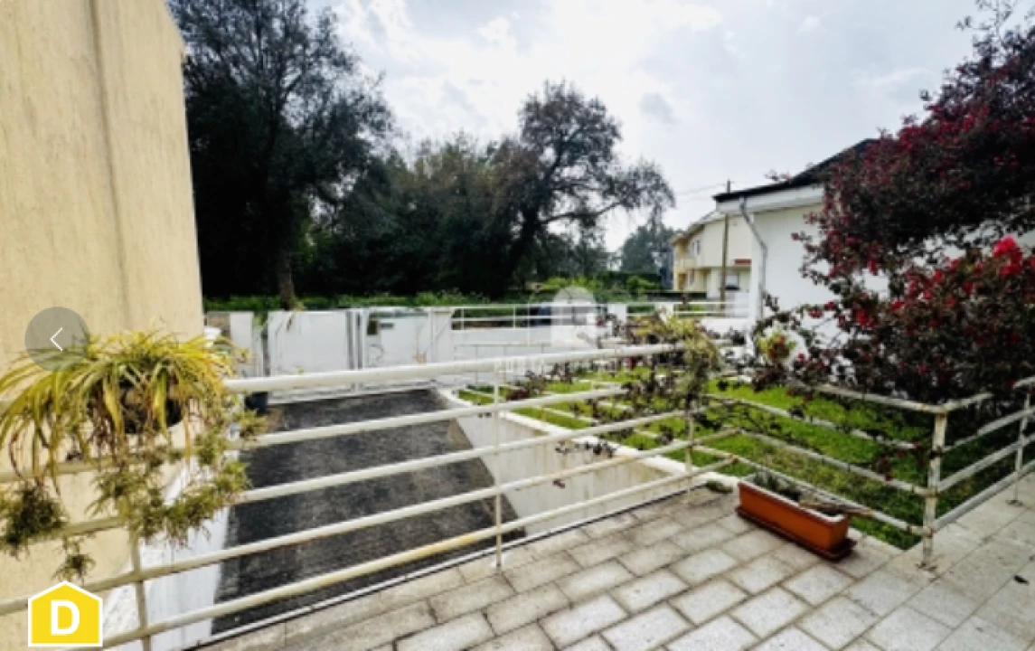 Moradia T3 para Venda em Perosinho Foto 12