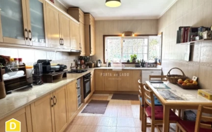 Moradia T3 para Venda em Perosinho