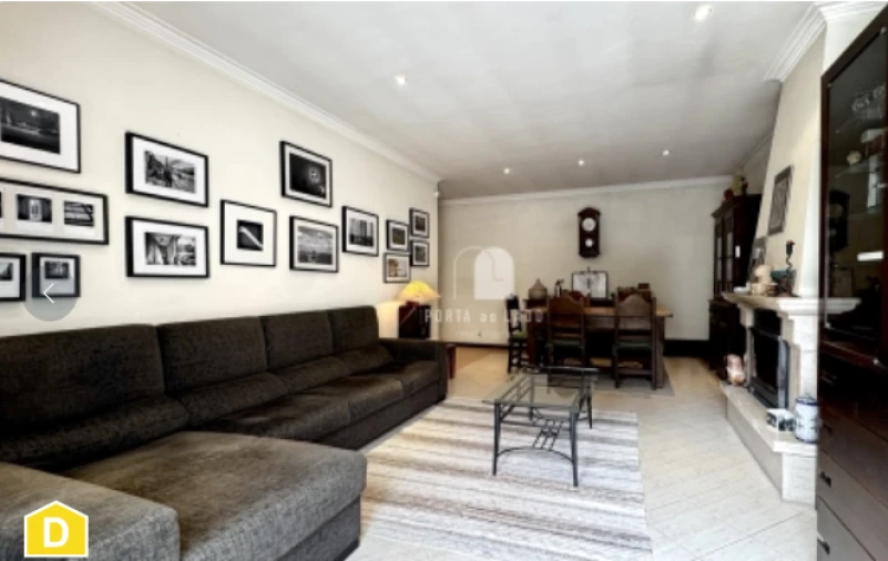 Moradia T3 para Venda em Perosinho Foto 4