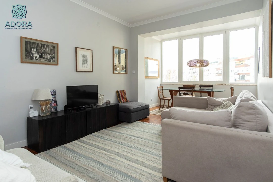 Apartamento T3 para Venda em Linda a Velha Foto 3