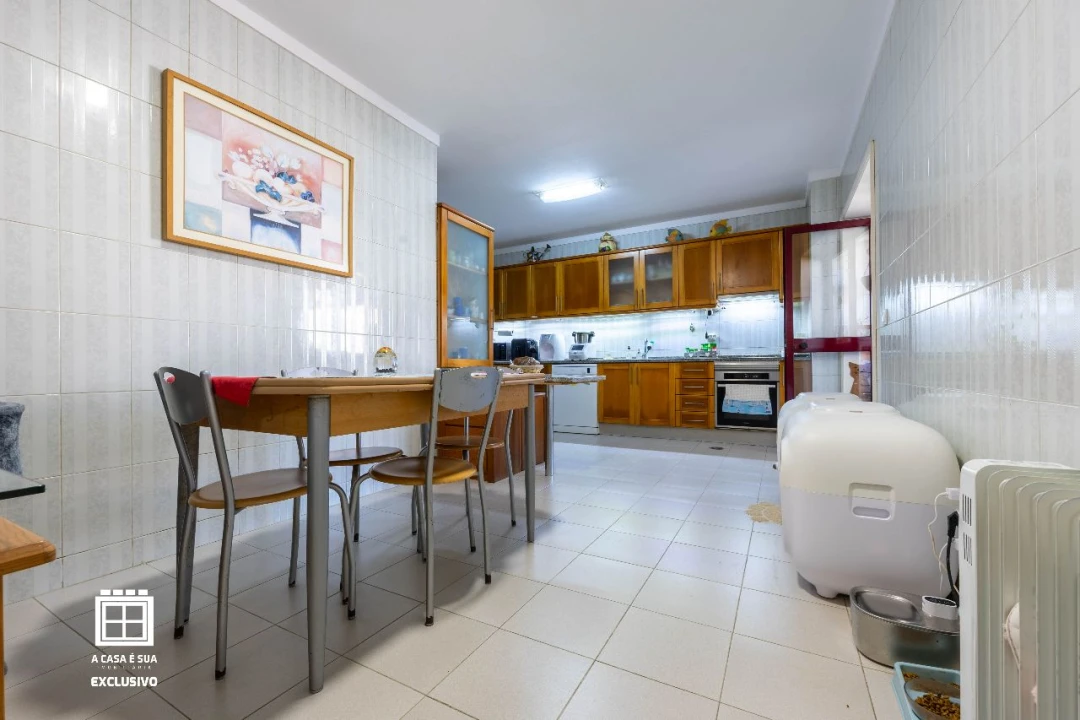 Apartamento T3 para Venda em Ovar Foto 3