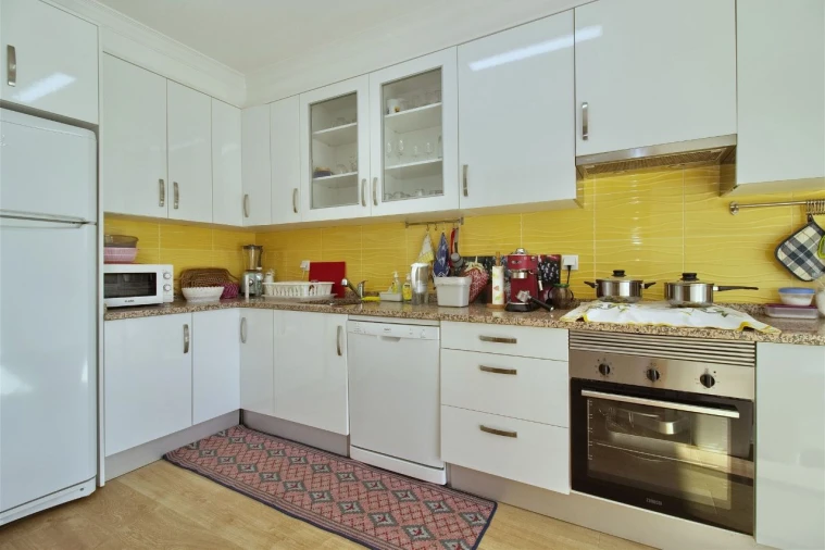 Moradia T4 para Venda em Altura Foto 9