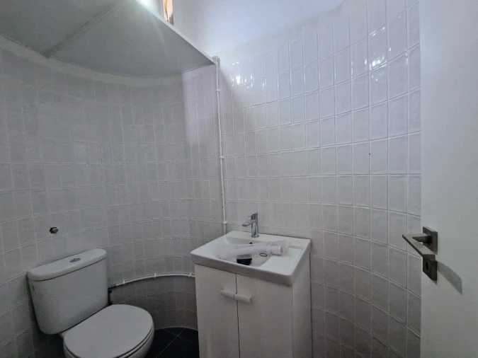 Apartamento T1 para Arrendamento em Carcavelos Foto 4