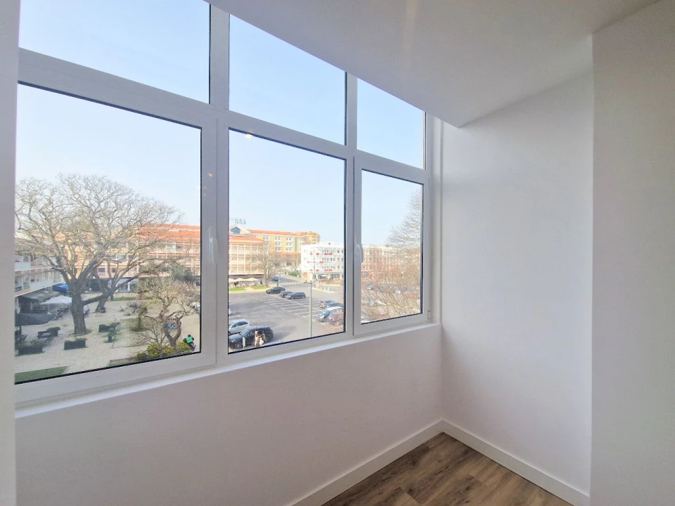 Apartamento T3 para Venda em Carcavelos Foto 10