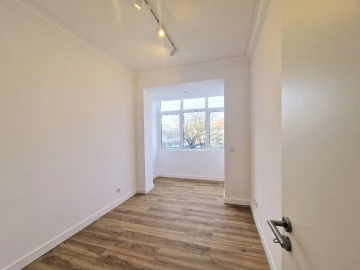 Apartamento T3 para Venda em Carcavelos