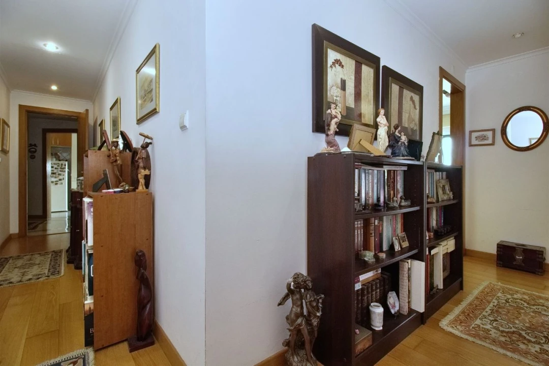 Apartamento T3 para Venda em Carcavelos Foto 13