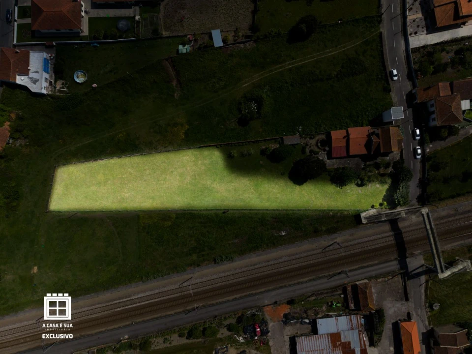 Terreno para Venda em Ovar Foto 1