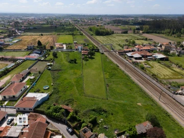Terreno para Venda em Ovar
