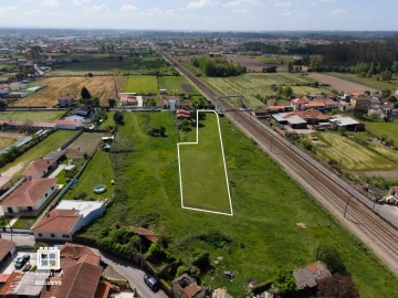 Terreno para Venda em Ovar