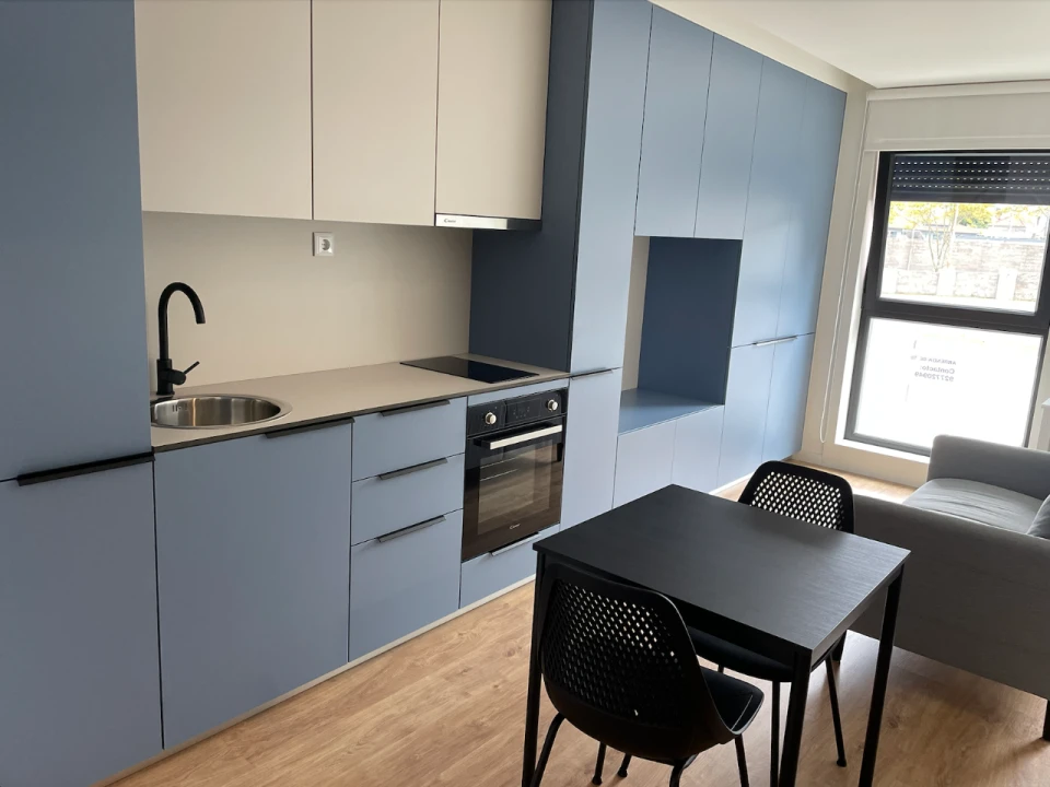 Apartamento T0 para Arrendamento em Porto Foto 2