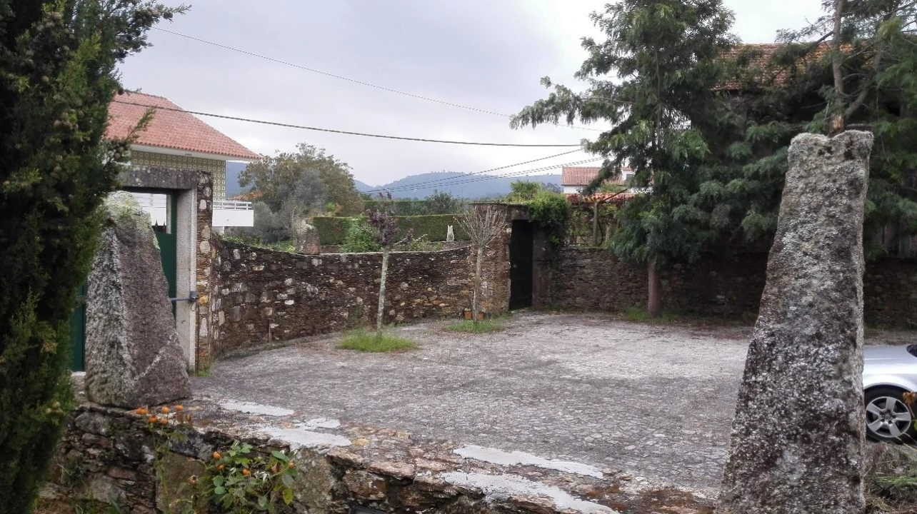 Quinta T4 para Venda em Venade Foto 16