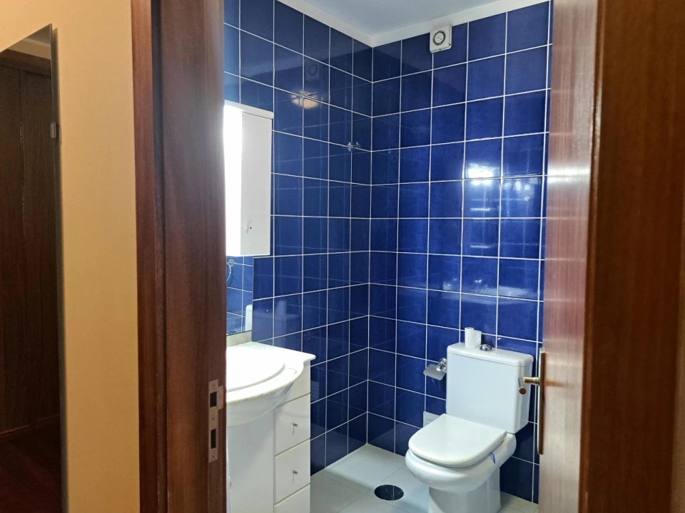 Apartamento T2 para Arrendamento em Maia Foto 12