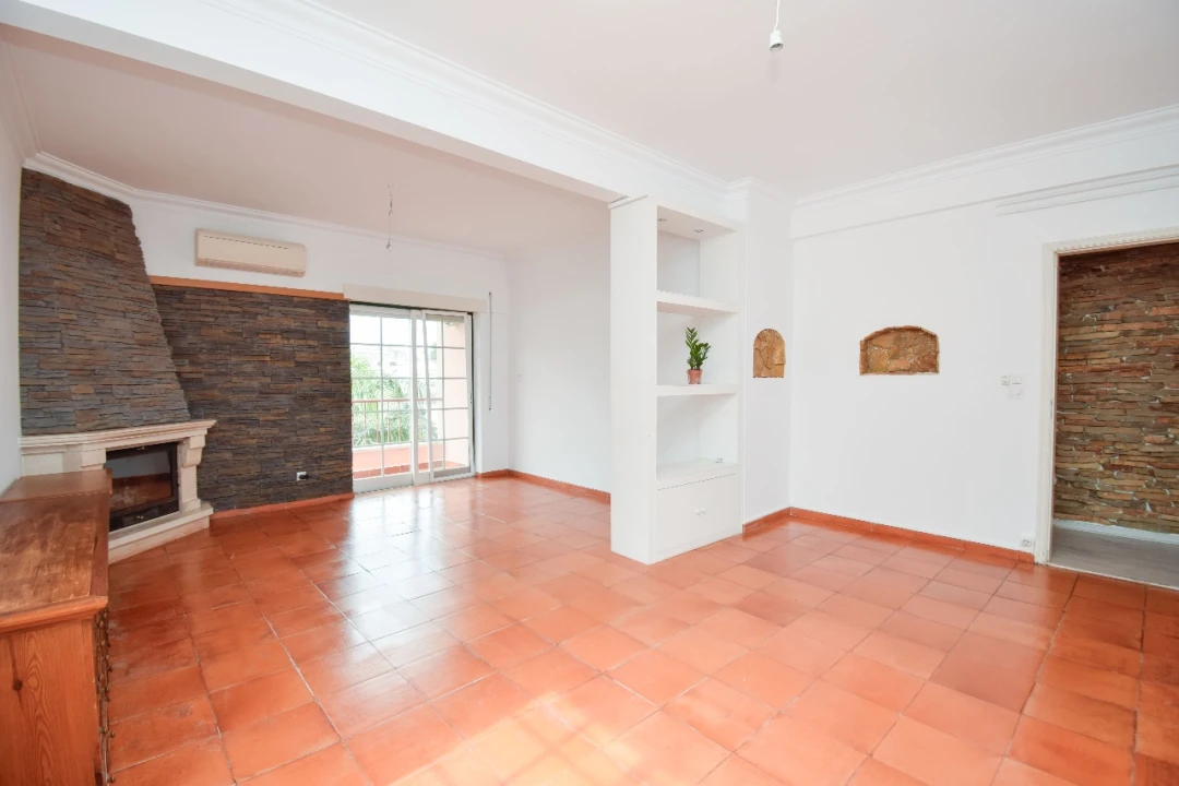 Apartamento T3 para Arrendamento em Sintra Foto 11