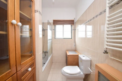 Apartamento T3 para Arrendamento em Sintra
