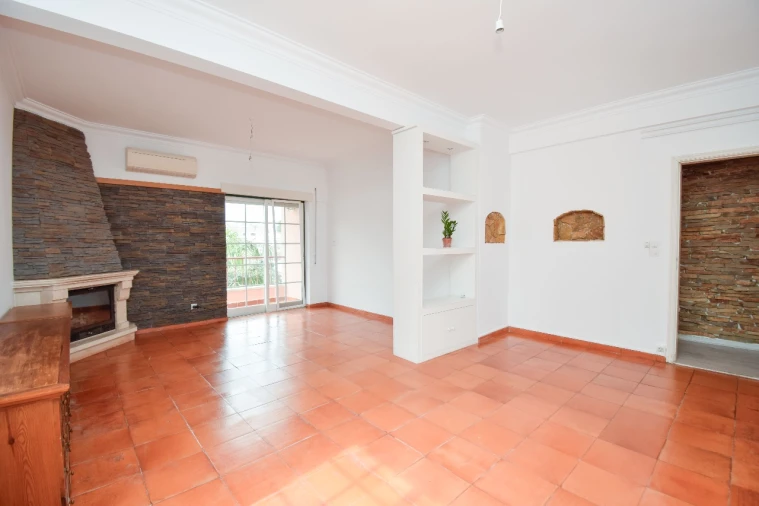 Apartamento T3 para Arrendamento em Sintra Foto 11
