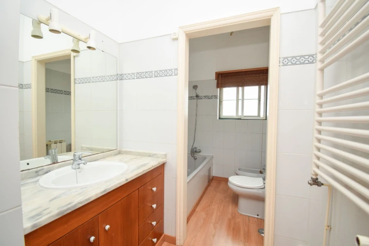 Apartamento T3 para Arrendamento em Sintra Foto 15