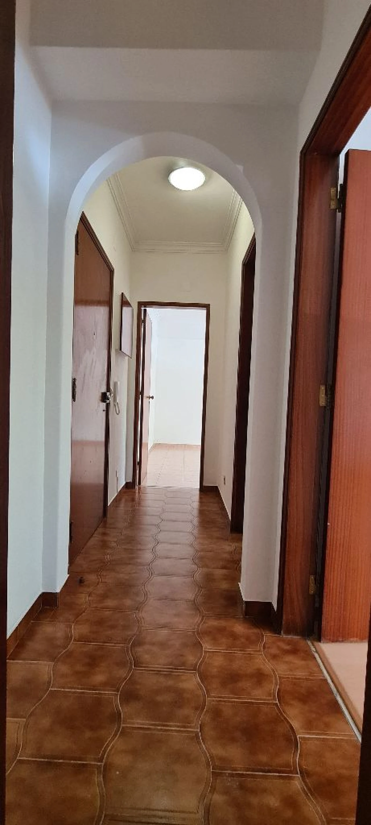 Apartamento T1 para Arrendamento em Almada Foto 4