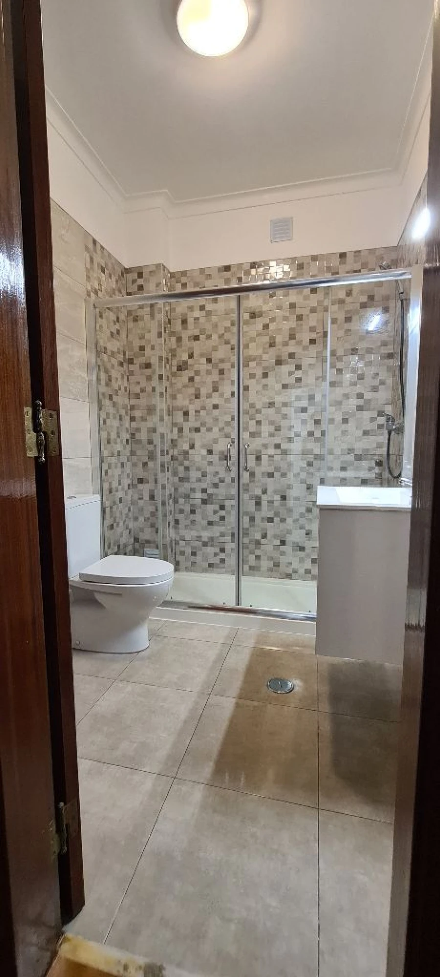 Apartamento T1 para Arrendamento em Almada Foto 7