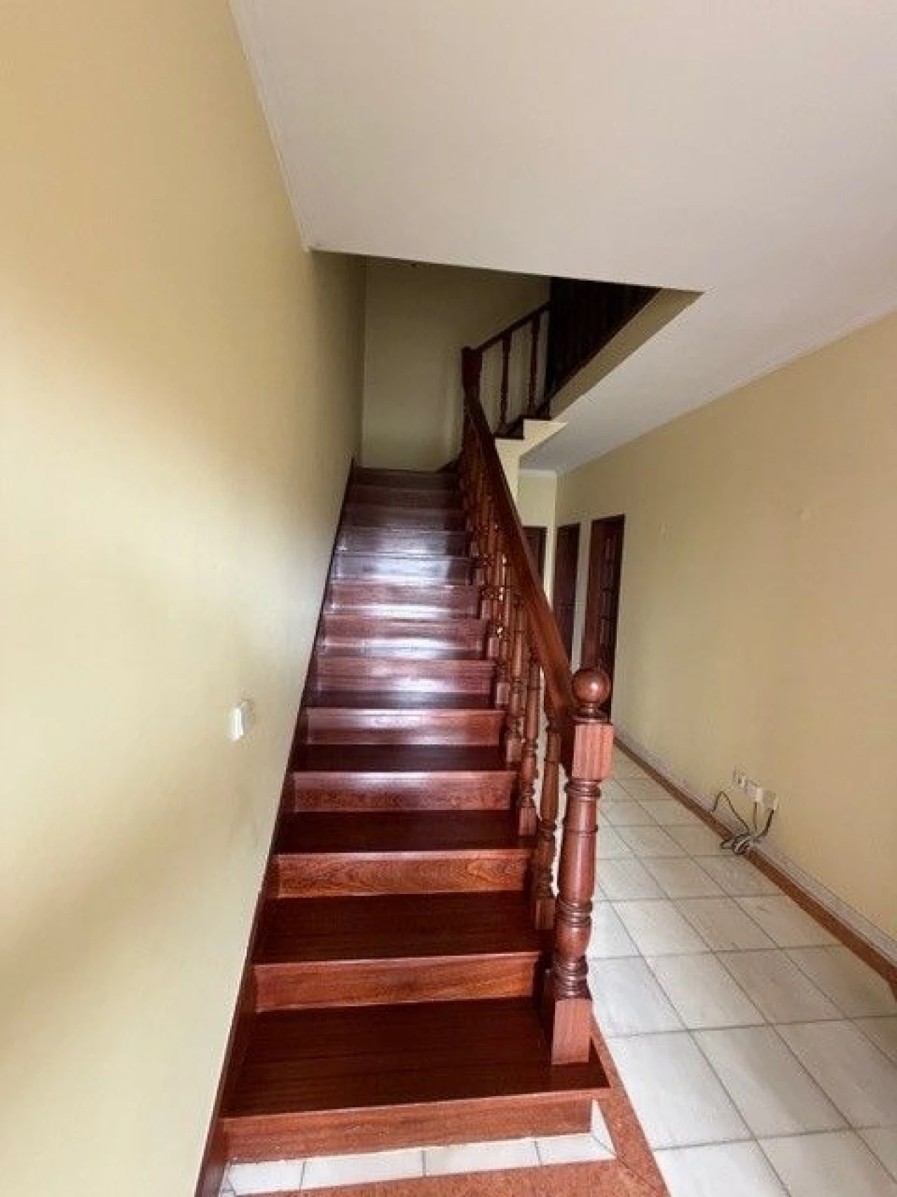 Moradia T4 para Venda em Rio de Mouro Foto 26
