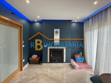 Moradia T3 para Venda em Alqueve