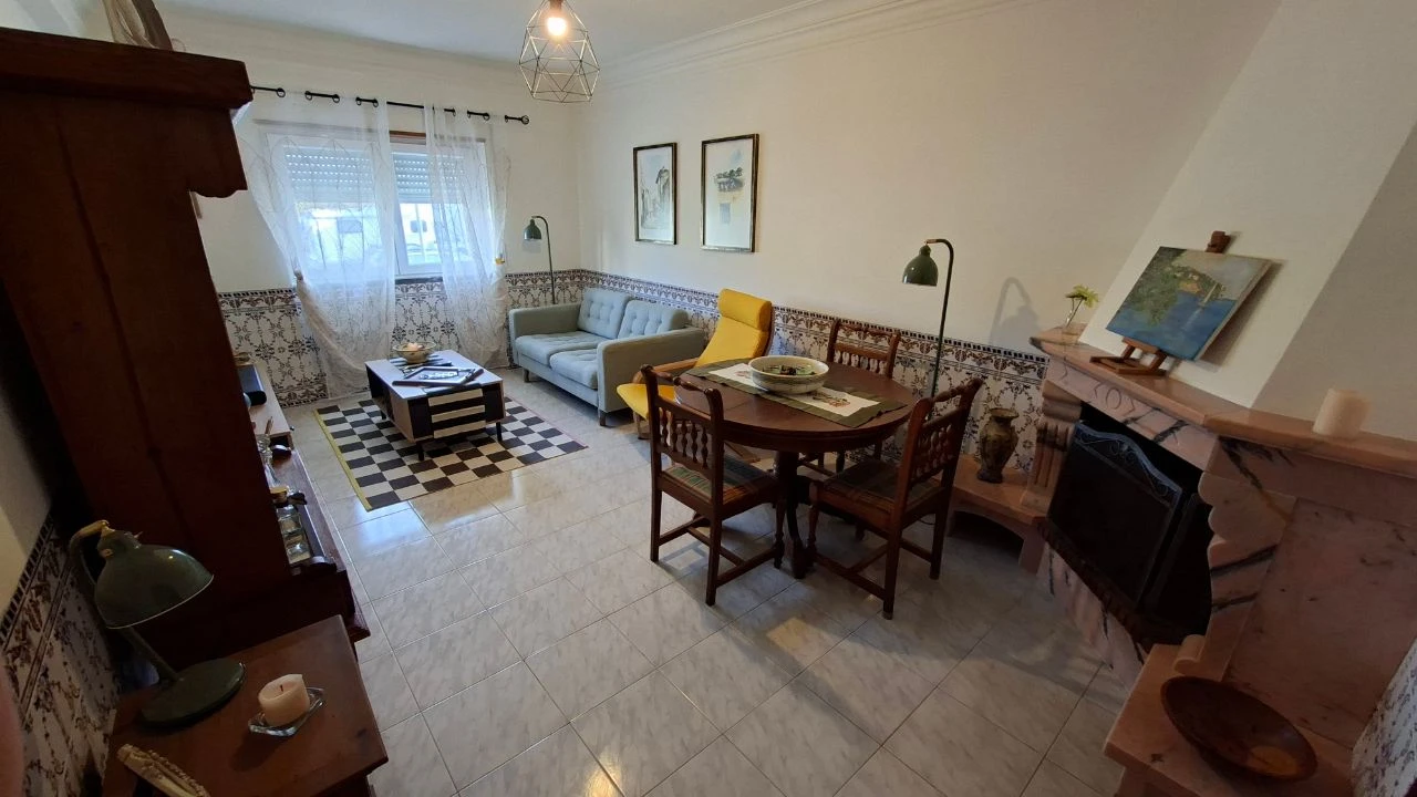 Apartamento T2 para Venda em Santa Cruz Foto 2
