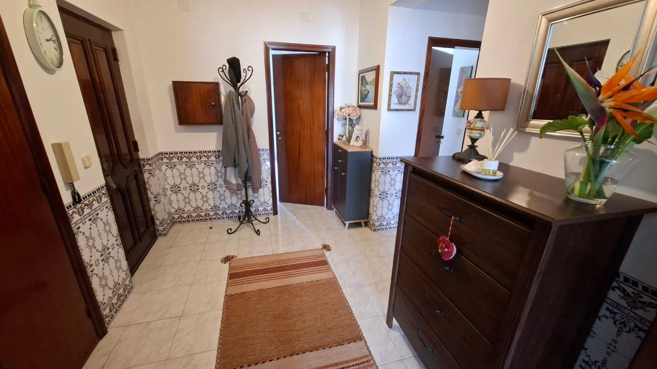Apartamento T2 para Venda em Santa Cruz Foto 20