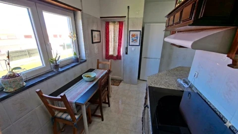 Apartamento T2 para Venda em Santa Cruz