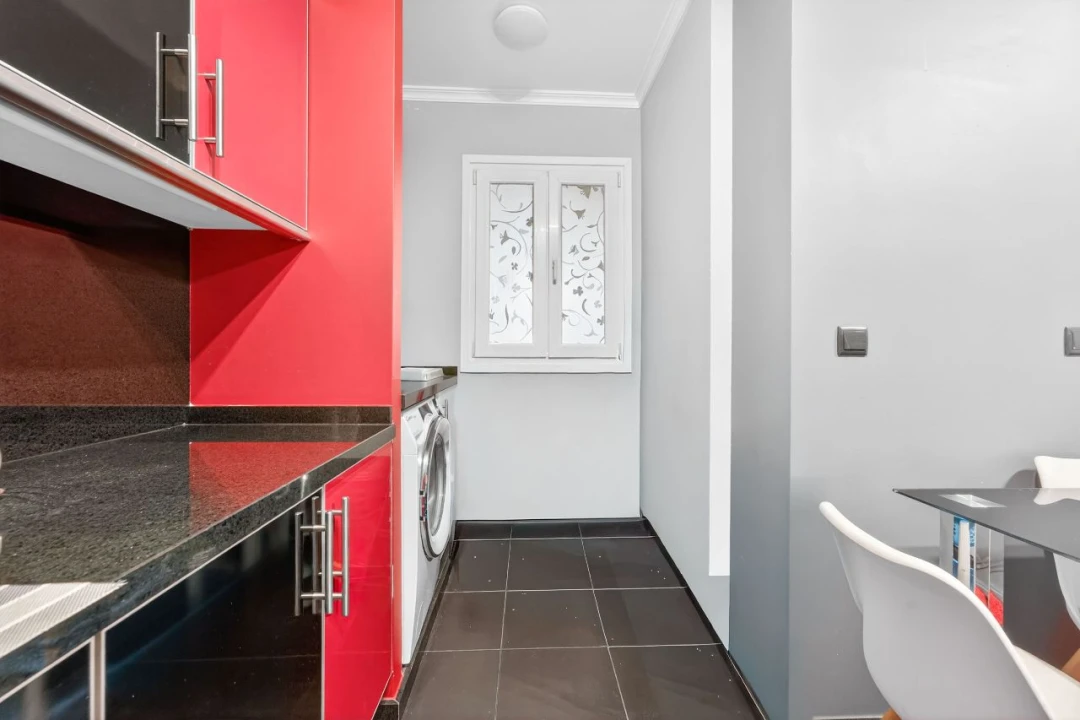 Apartamento T3 para Venda em Câmara de Lobos Foto 8