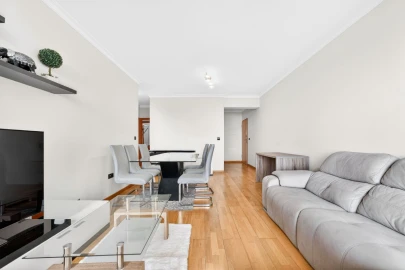 Apartamento T3 para Venda em Câmara de Lobos