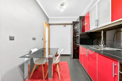 Apartamento T3 para Venda em Câmara de Lobos