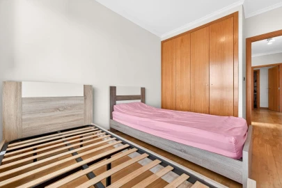 Apartamento T3 para Venda em Câmara de Lobos