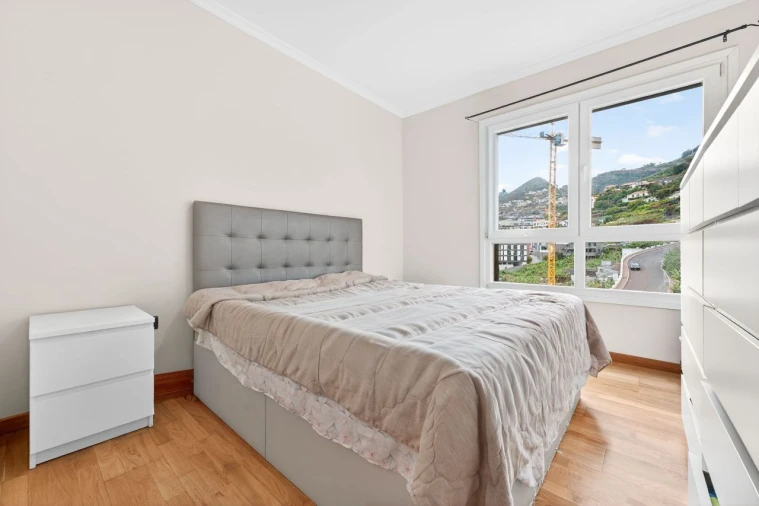 Apartamento T3 para Venda em Câmara de Lobos Foto 15