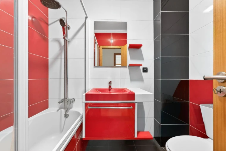 Apartamento T3 para Venda em Câmara de Lobos Foto 18