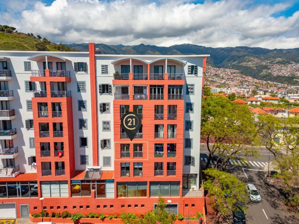 Apartamento T2 para Venda em Funchal Foto 1