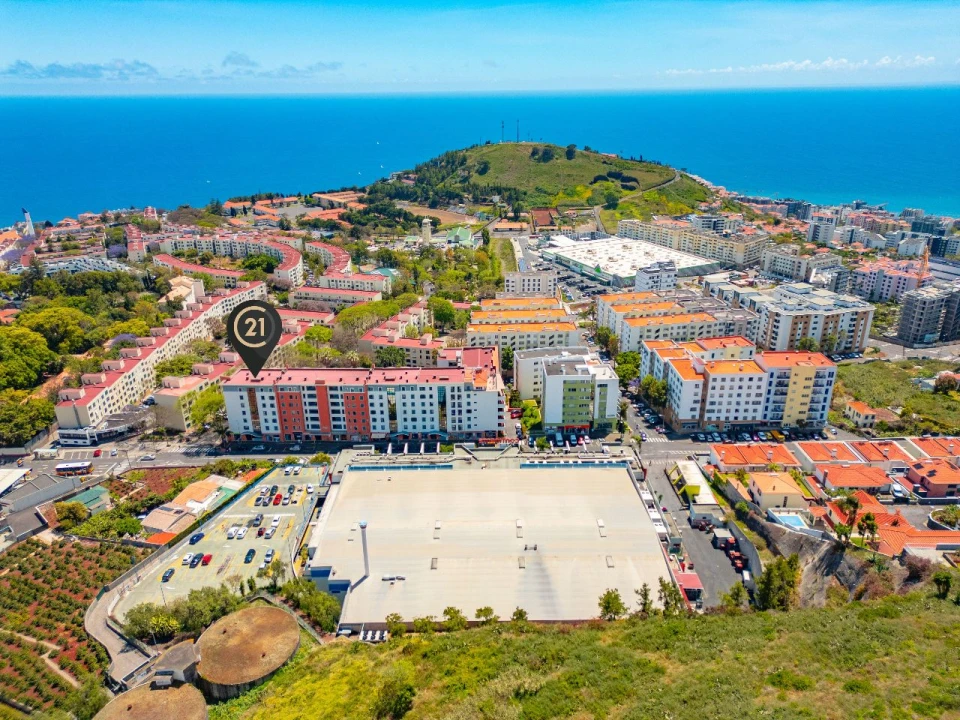 Apartamento T2 para Venda em Funchal Foto 15