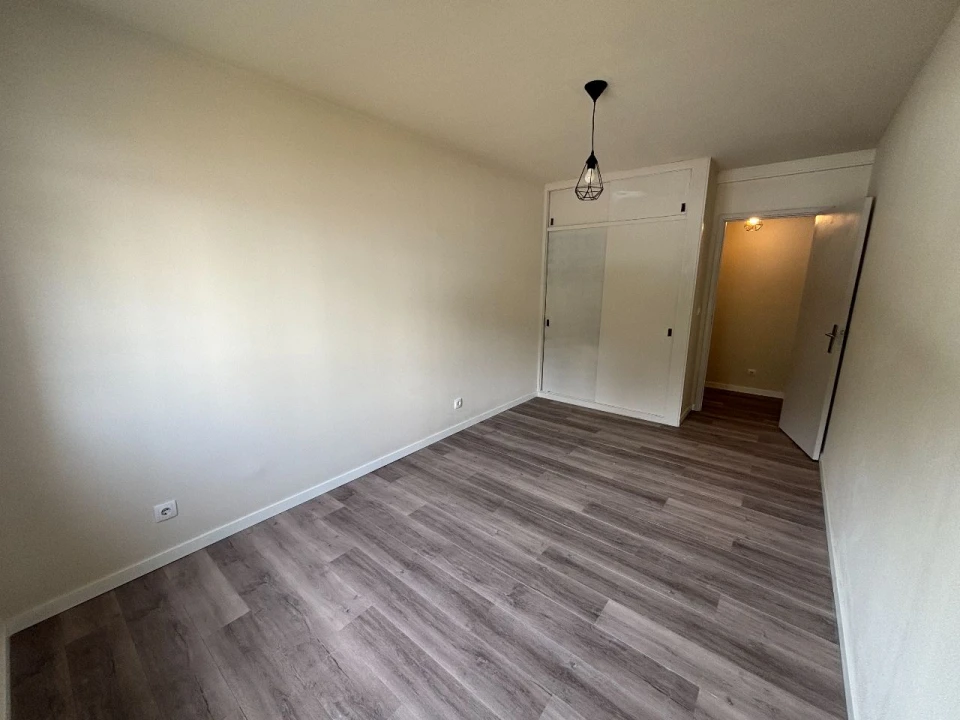 Apartamento T2 para Arrendamento em Vila Nova de Gaia Foto 9